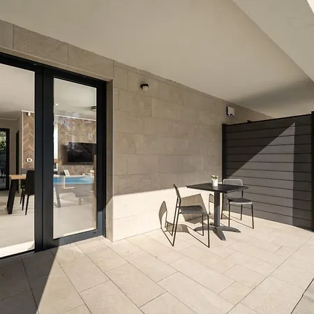 Balaton Flow 公寓式酒店