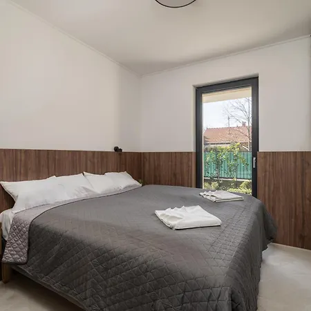 Balaton Flow 公寓式酒店 4*