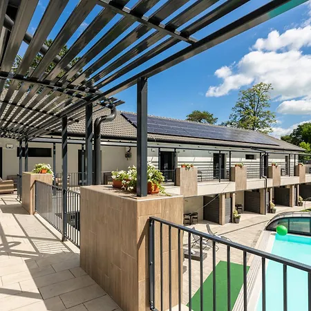 Balaton Flow شقة فندقية