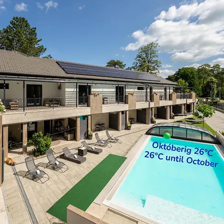 Balaton Flow 公寓式酒店 4*